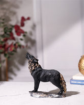 Black Howling Wolf Showpiece